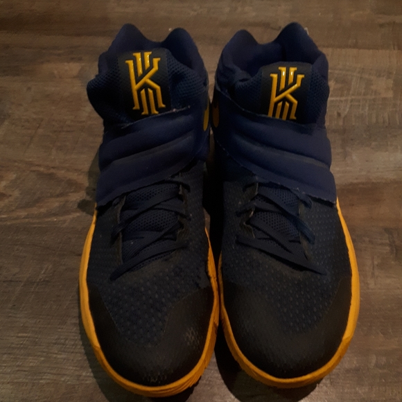 Nike kyrie 2s - Picture 1 of 4